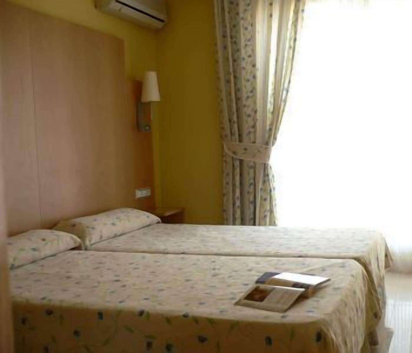 Hotel La Cala La Cala de Finestra Chambre photo