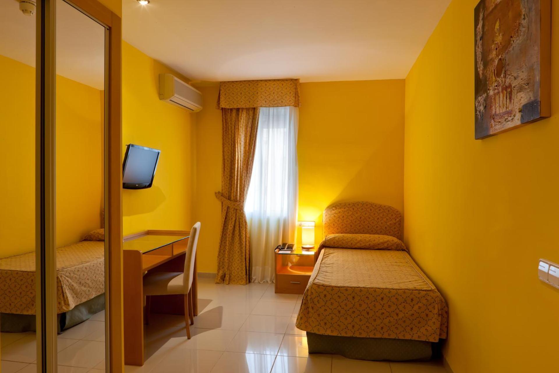 Hotel La Cala La Cala de Finestra Extérieur photo